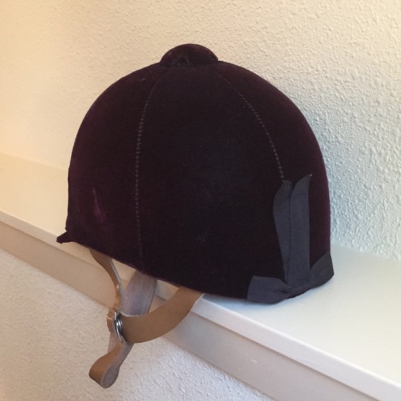 Vintage Velvet English Riding Helmet - Picture 2 of 10